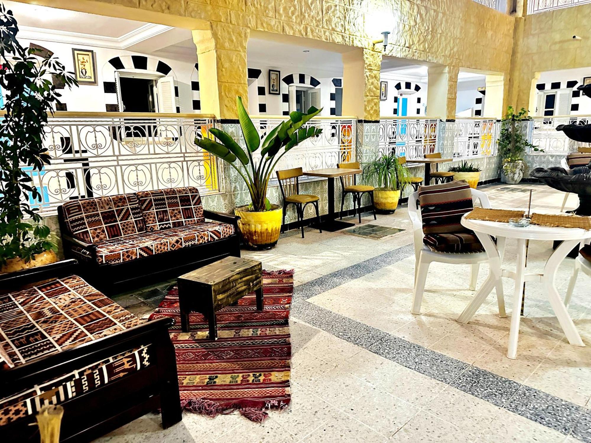Hotel Paris Сус Екстер'єр фото